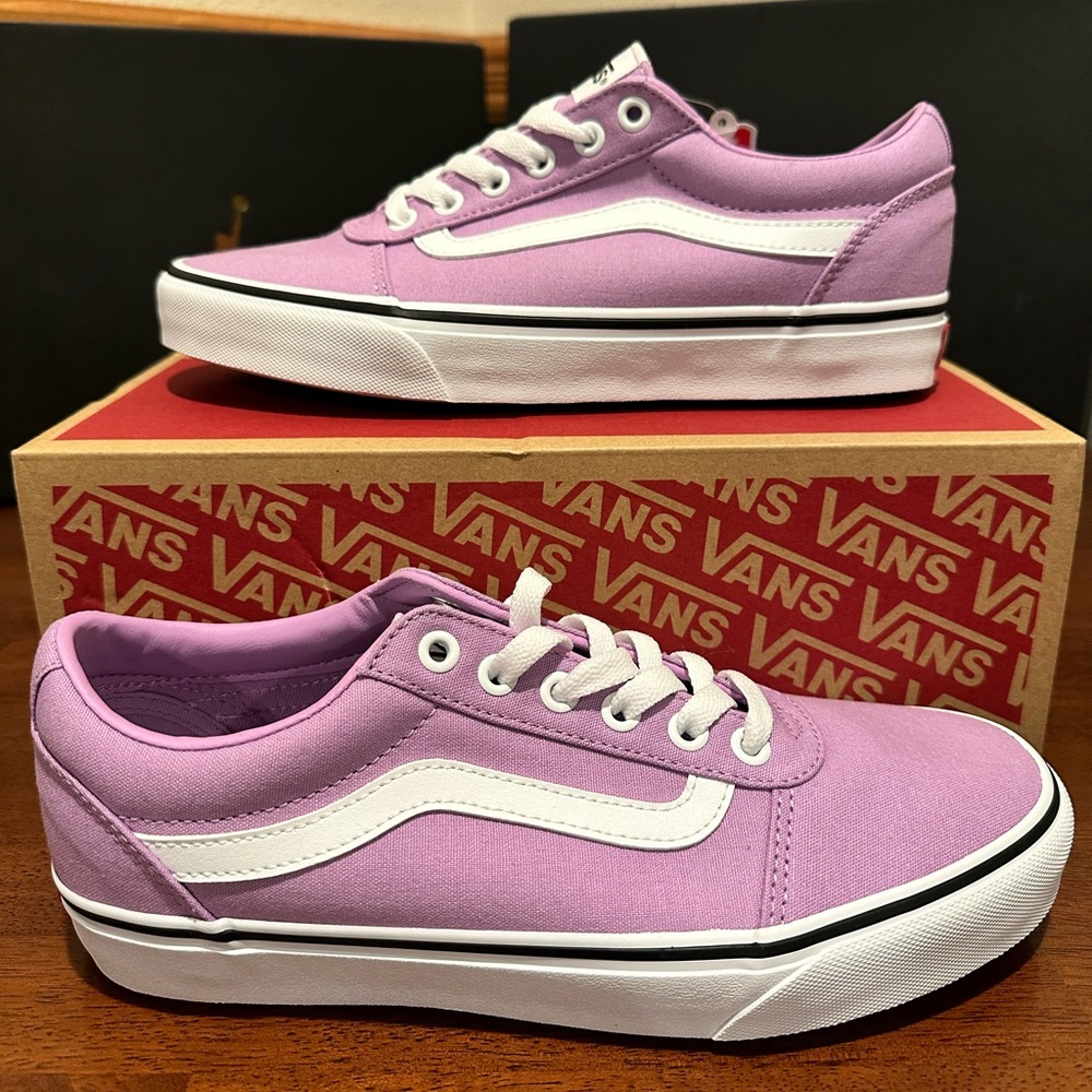 Vans Women's Purple and White Sneakers